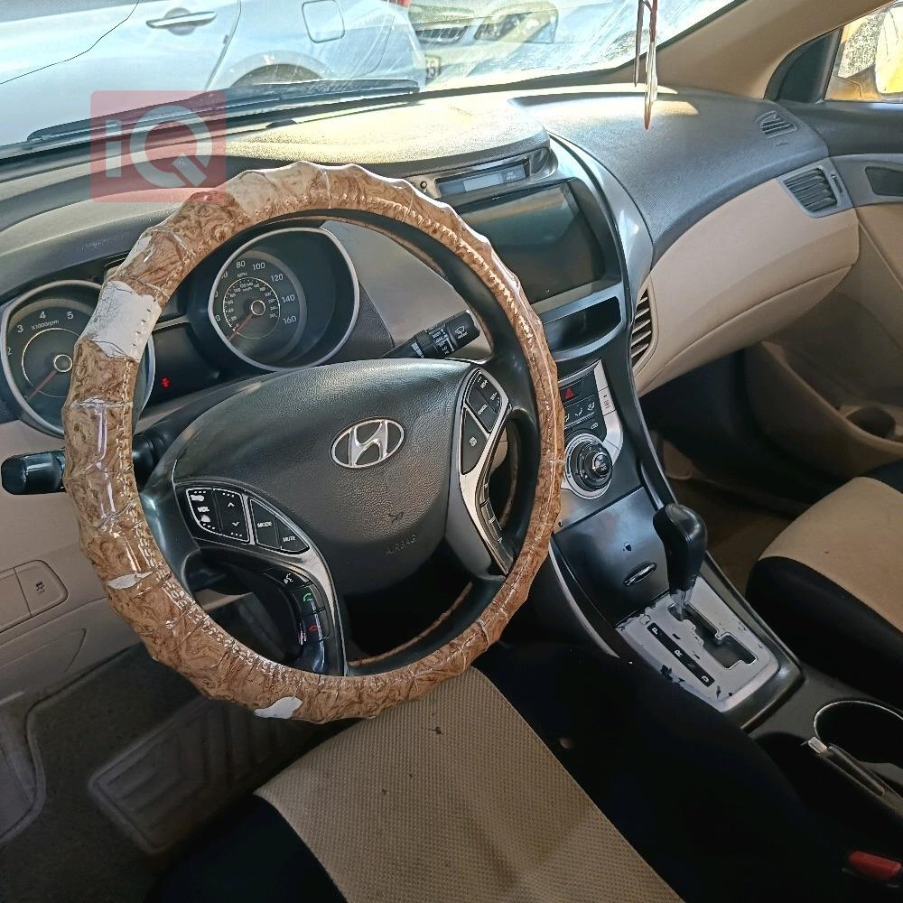 هيونداي النترا